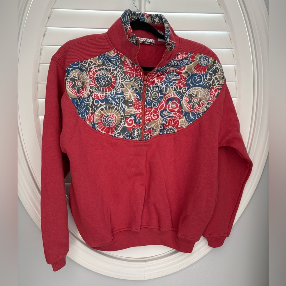 vintage 1990s red half-zip sweatshirt w/patterned yoke size small